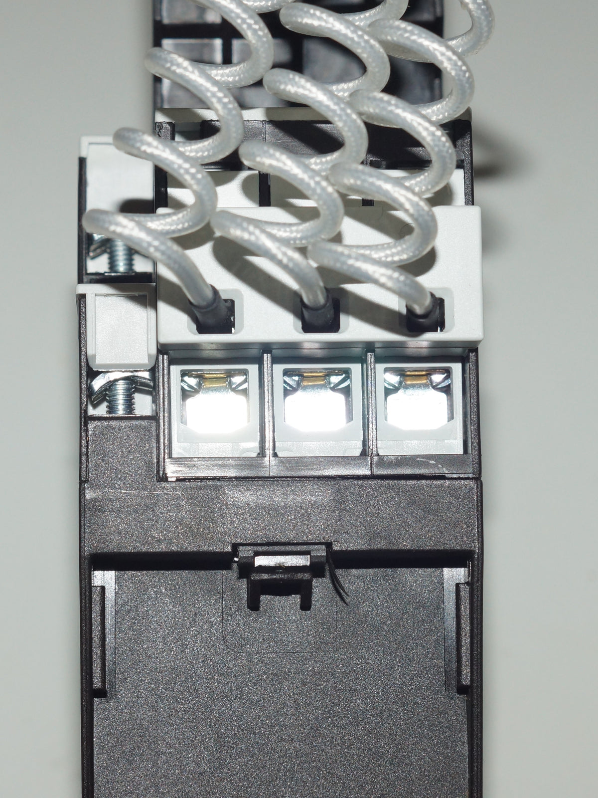 Contactor Para Capacitor Dilk25-11(240v60hz) Eaton