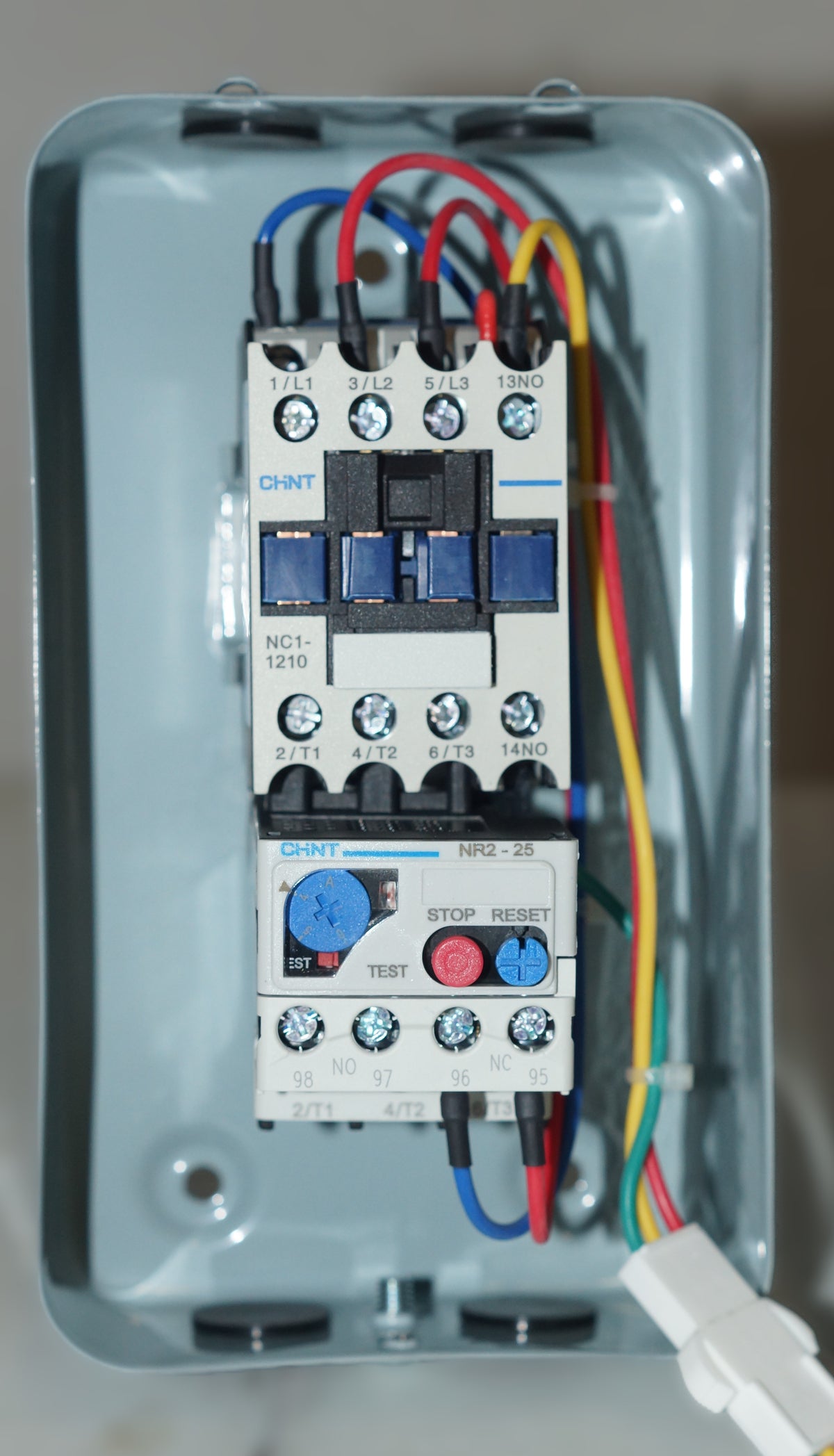 Nq2 Arrancador Trifásico 1.0hp 220v 4-6a Con Botones Chint