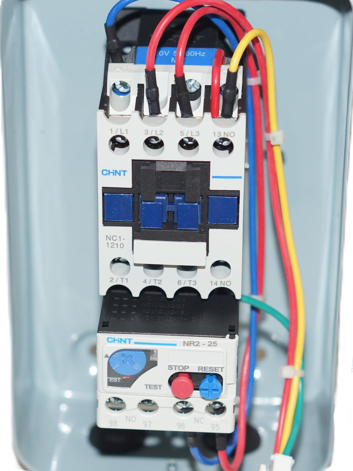 Nq2 Arrancador Trifásico 1/2hp 220v 1.6-2.5a C/botones Chint